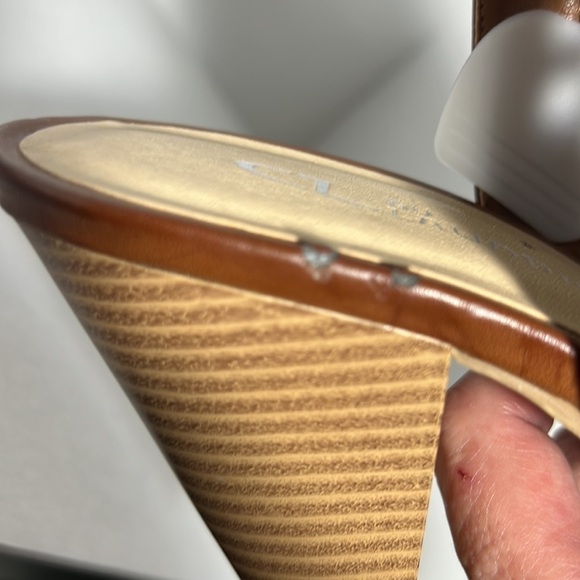 CL By Laundry Tan Leather Perforated  Open Toe Booties Womens size 9.5 NWOT - Picture 10 of 10